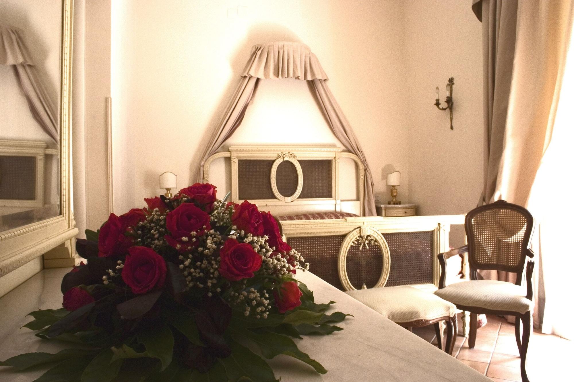 Hotel Chiaja De Charme Neapel